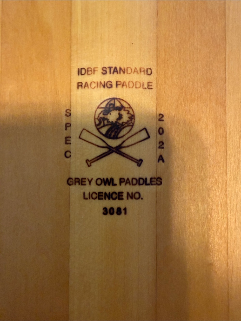 Classic Wooden Canoe Paddle - Natural Brown - Picture 2 of 7